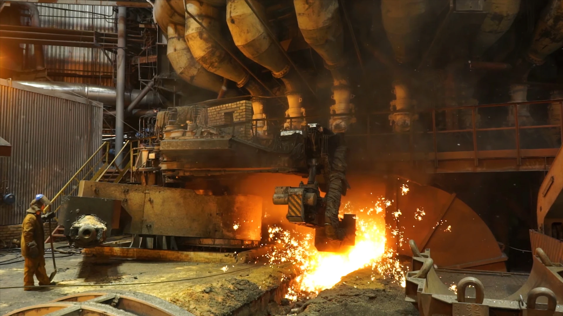 Blast furnace coke supplier – the smelting process in a blast furnace, where blast furnace coke is used as the main fuel and reducing agent in pig iron production.